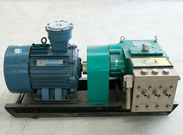BRW40/20型乳化液泵站